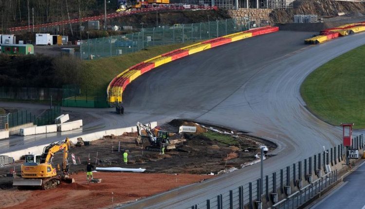 EAU ROUGE Y SUS MODIFICACIONES