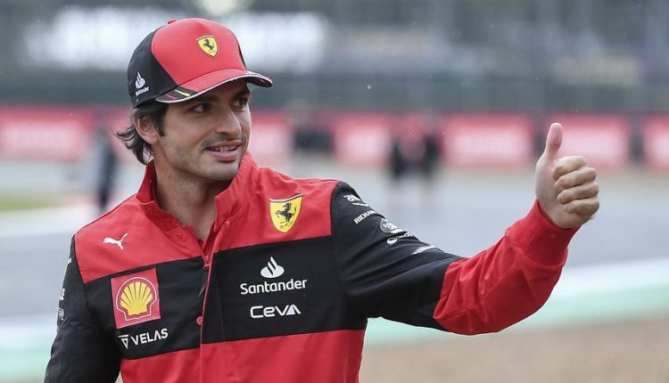 SAINZ DEVUELVE LA SONRISA A FERRARI