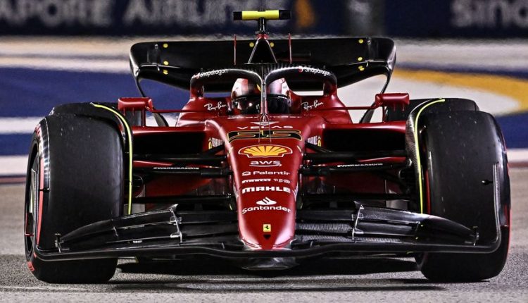 SAINZ ES EL MÁS RÁPIDO DEL VIERNES EN LAS CALLES DE SINGAPUR