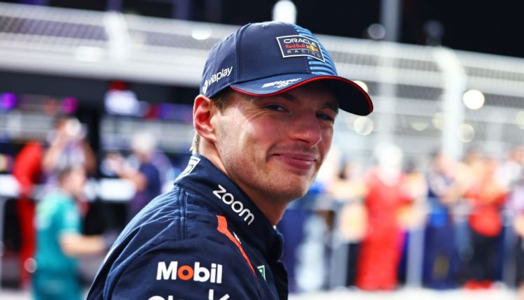 VERSTAPPEN ALCANZA LA POLE EN ARABIA SAUDITA