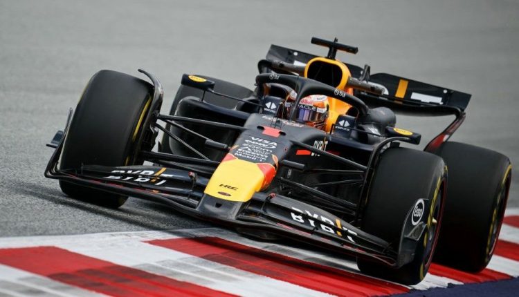 VERSTAPPEN AL FRENTE EN EL ENTRENAMIENTO LIBRE EN AUSTRIA