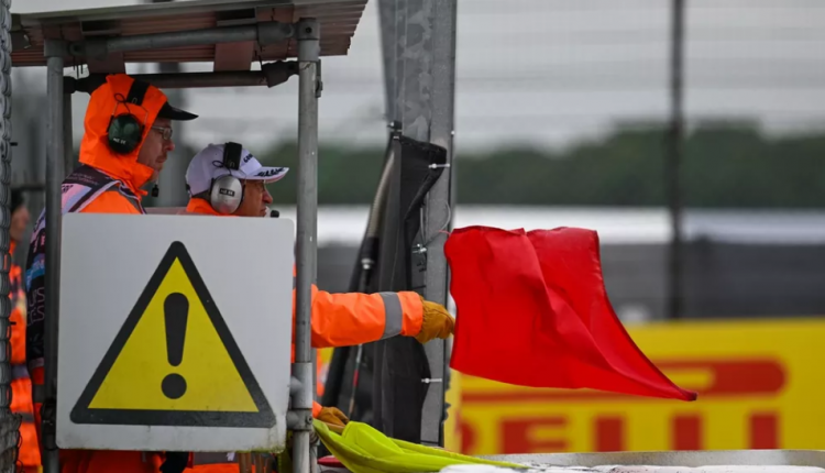 LA LLUVIA SUSPENDE LA SPRINT RACE DE F2 EN BÉLGICA