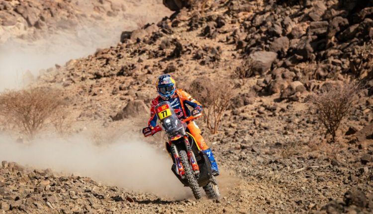 MOTOS: LUCIANO BENAVIDES GANA LA ETAPA 5