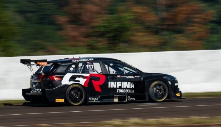 ROSSI ALCANZA UNA POLE PARA LA HISTORIA EN OBERÁ