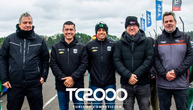 LEANDRO JUNCOS Y SU PRUEBA CON LA SUV DE TC 2000